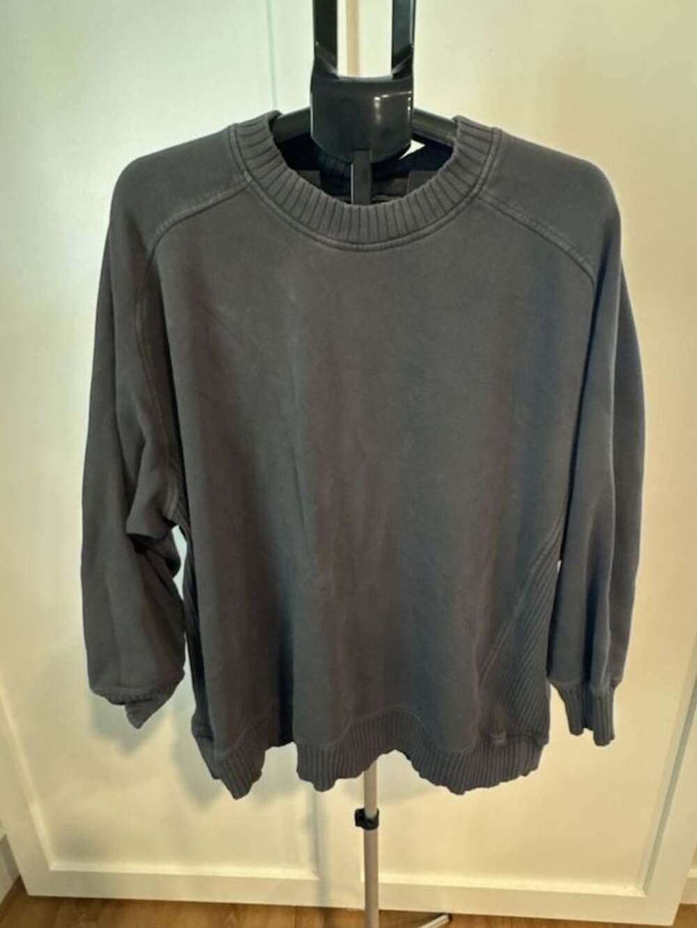 Aerie Sweatshirt Size XS Oversized Gray French Terry Crewneck